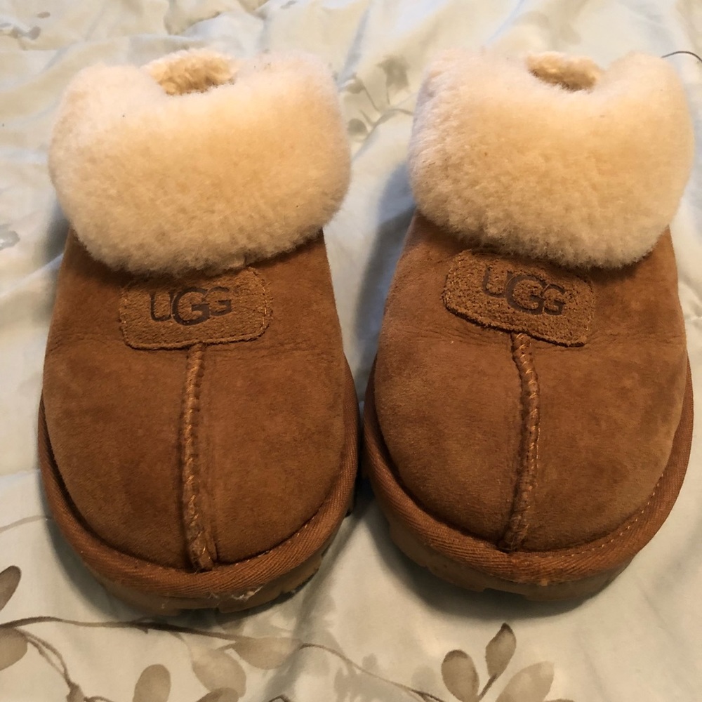 UGG Slippers size 9